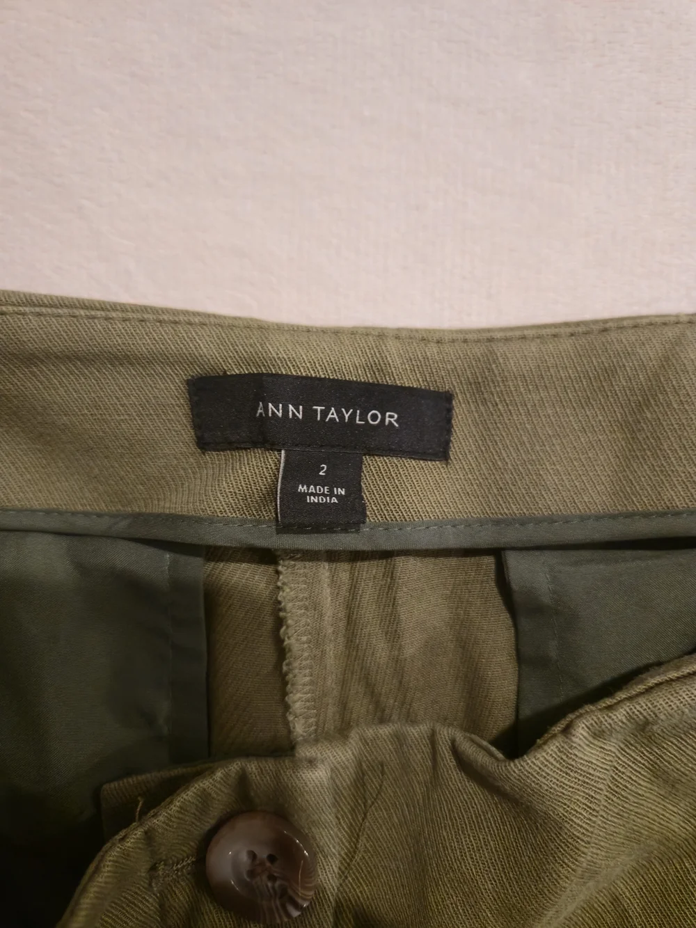 Ann Taylor Olive Green Chinos Size 2
